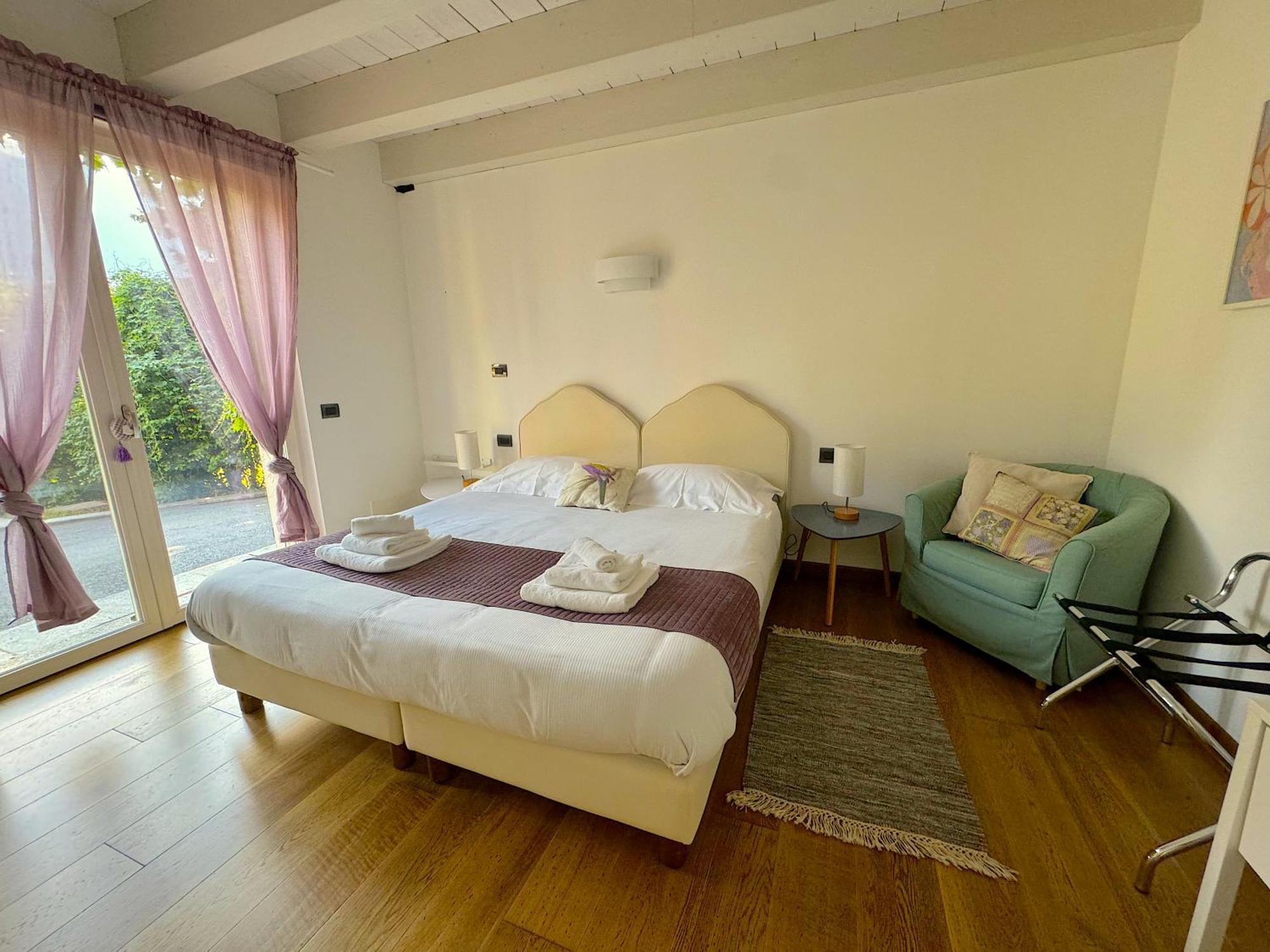 The Comfortable House With Big Pool In The Center Of メルゴッツォ エクステリア 写真