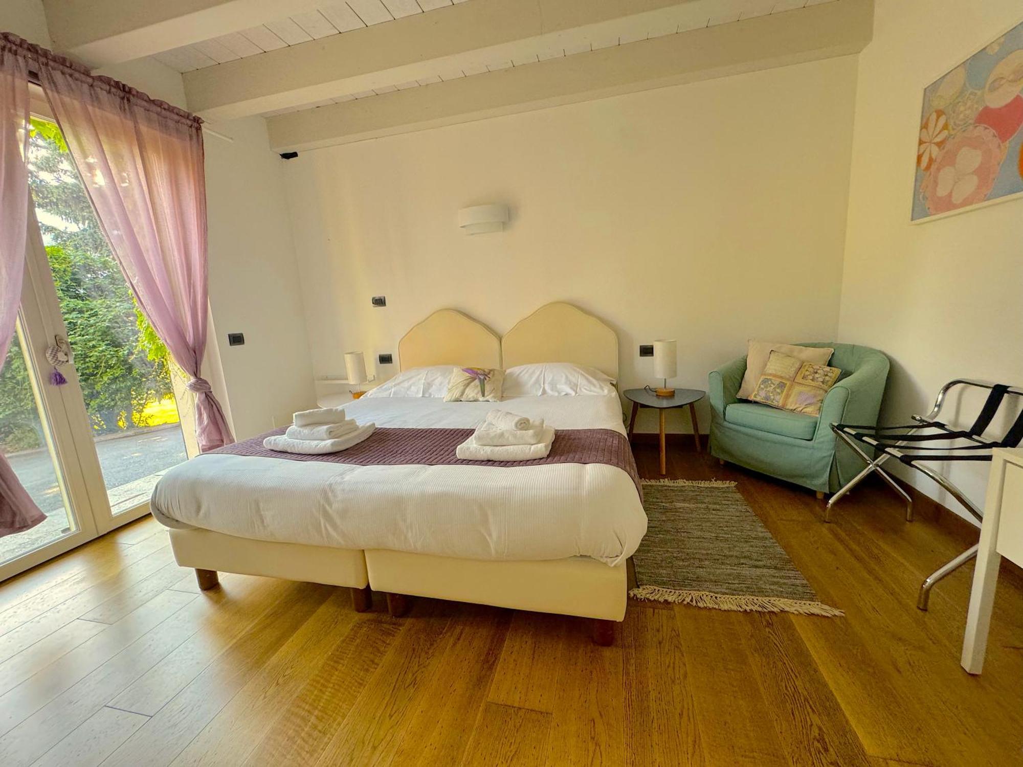 The Comfortable House With Big Pool In The Center Of メルゴッツォ エクステリア 写真